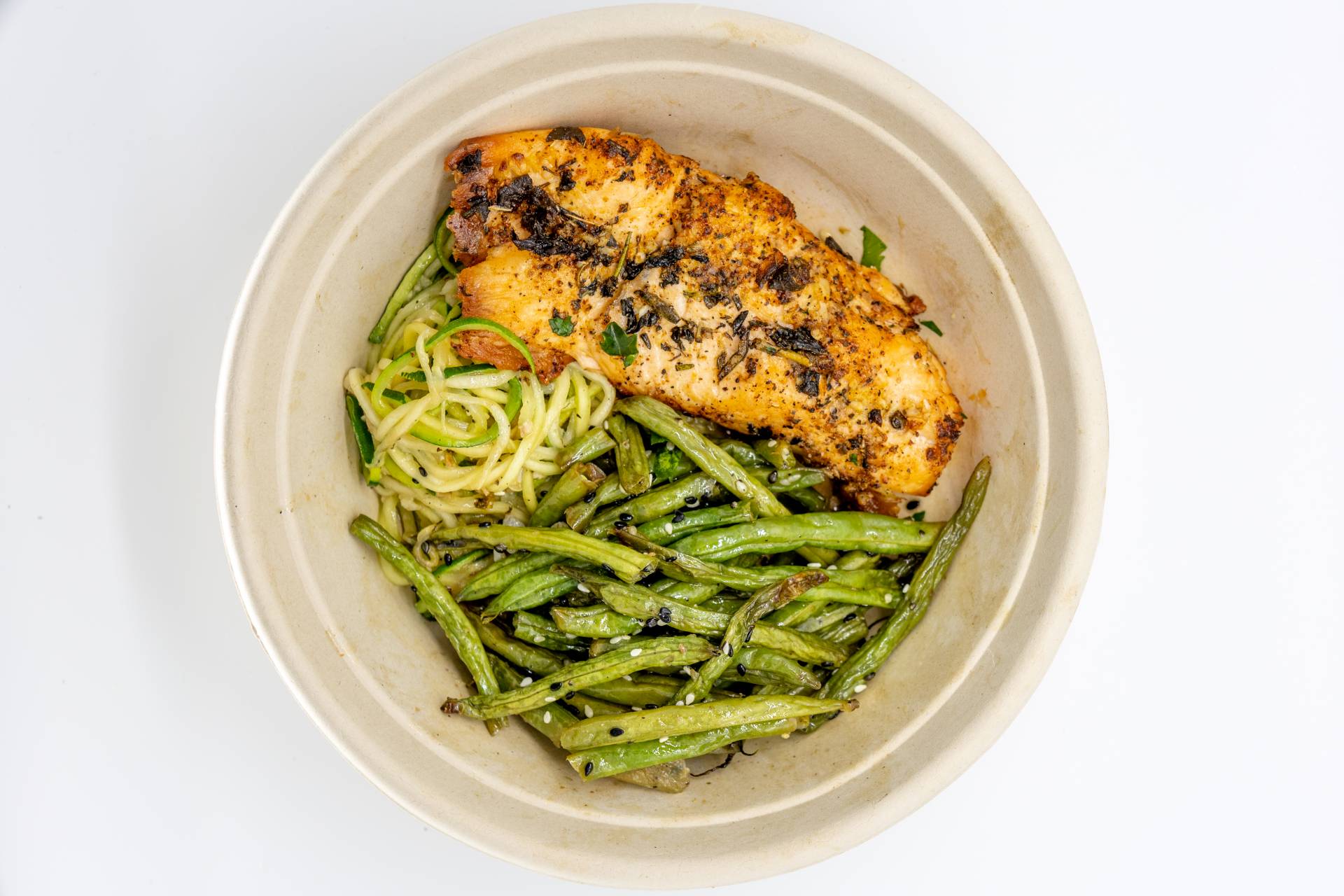 Roasted Salmon Zoodles & Green Beans
